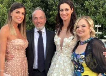 Manuela Arcuri ha sposato Giovanni Di Gianfrancesco: le pochissime foto delle nozze