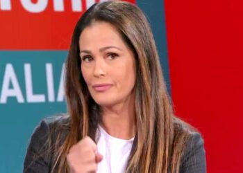 Samantha De Grenet rivela come ha scoperto di avere un tumore al seno: ''Mi sono palpata e ho sentito un sassolino...''