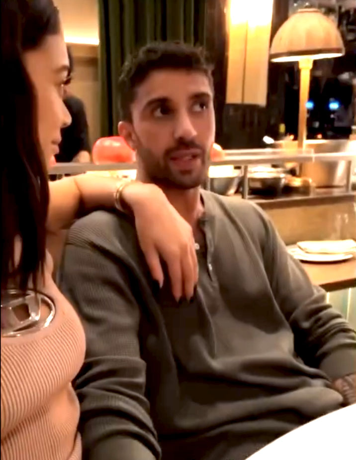 Elodie e Andrea Iannone ufficializzano l’amore: prime tenerezze social Elodie e Andrea Iannone ufficializzano l’amore: prime tenerezze social