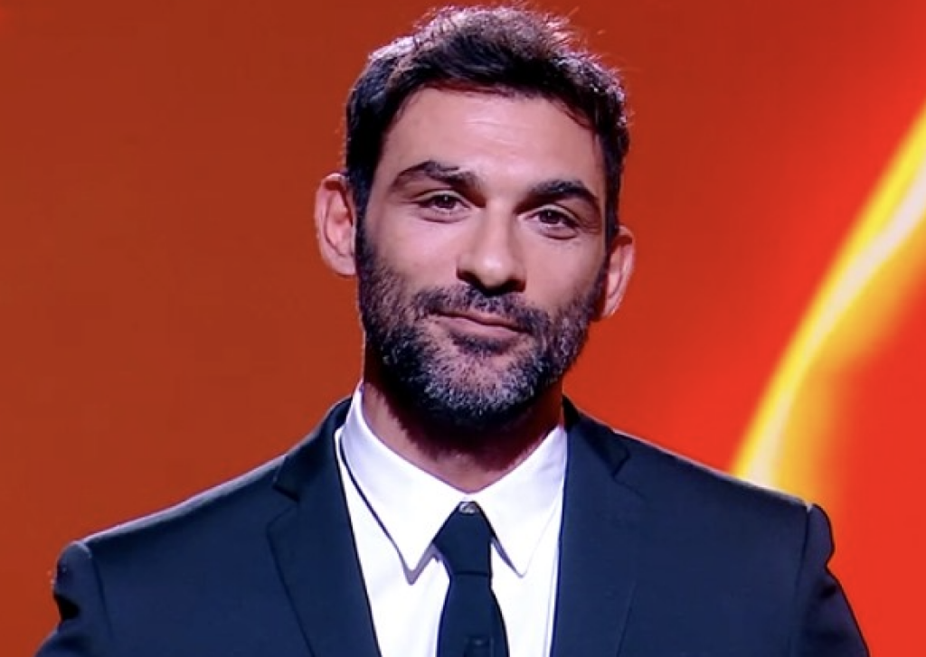 Francesco Arca: ''Non sono un maschio alfa. Vivo ogni istante con il dubbio di non essere all’altezza'' Francesco Arca: ''Non sono un maschio alfa. Vivo ogni istante con il dubbio di non essere all’altezza''