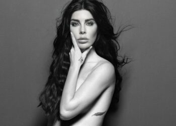 Bianca Atzei nuda col pancione di 9 mesi: ''Non lo faccio per apparire sexy o fare la figa, ma per…''