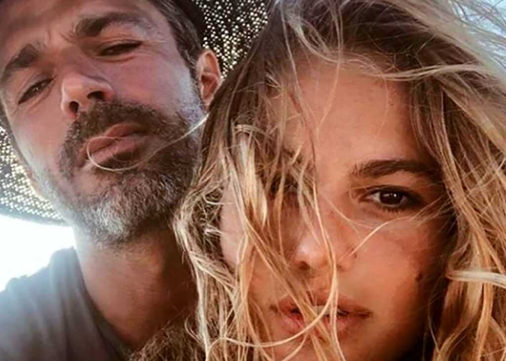 Nato il secondo figlio di Luca Argentero e Cristina Marino: ecco il nome Nato il secondo figlio di Luca Argentero e Cristina Marino: ecco il nome