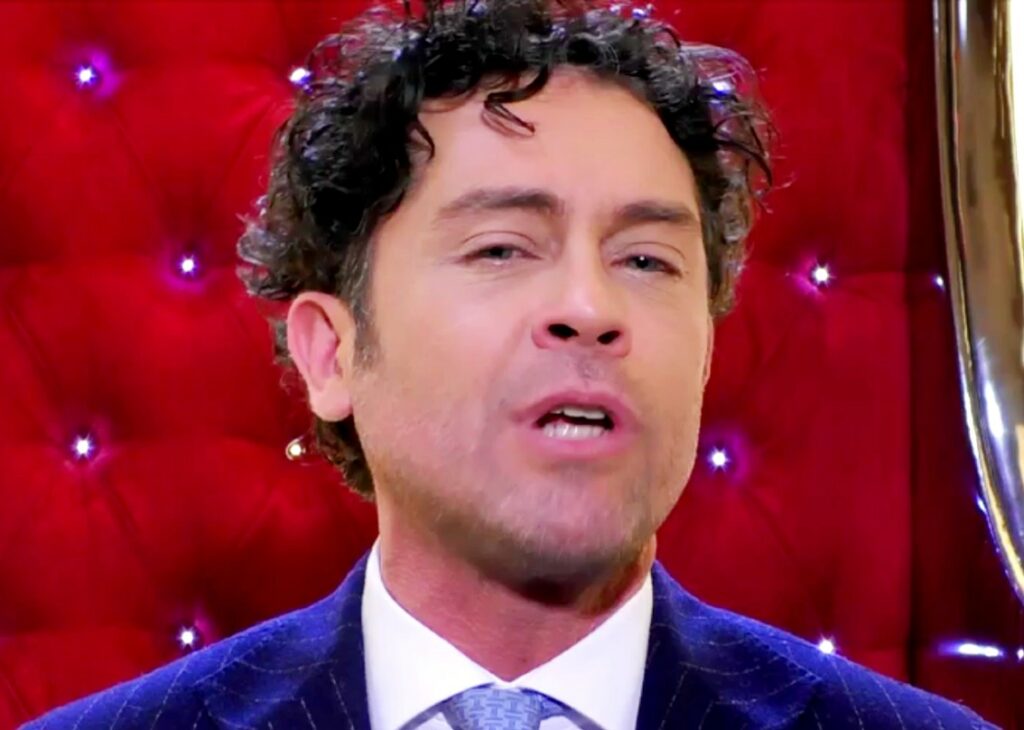 Raffaello Tonon al GF Vip rivela come Luca Onestini l'ha salvato da un pesante episodio di depressione: ''Mi ero chiuso in hotel e lui…'' Raffaello Tonon al GF Vip rivela come Luca Onestini l'ha salvato da un pesante episodio di depressione: ''Mi ero chiuso in hotel e lui…''