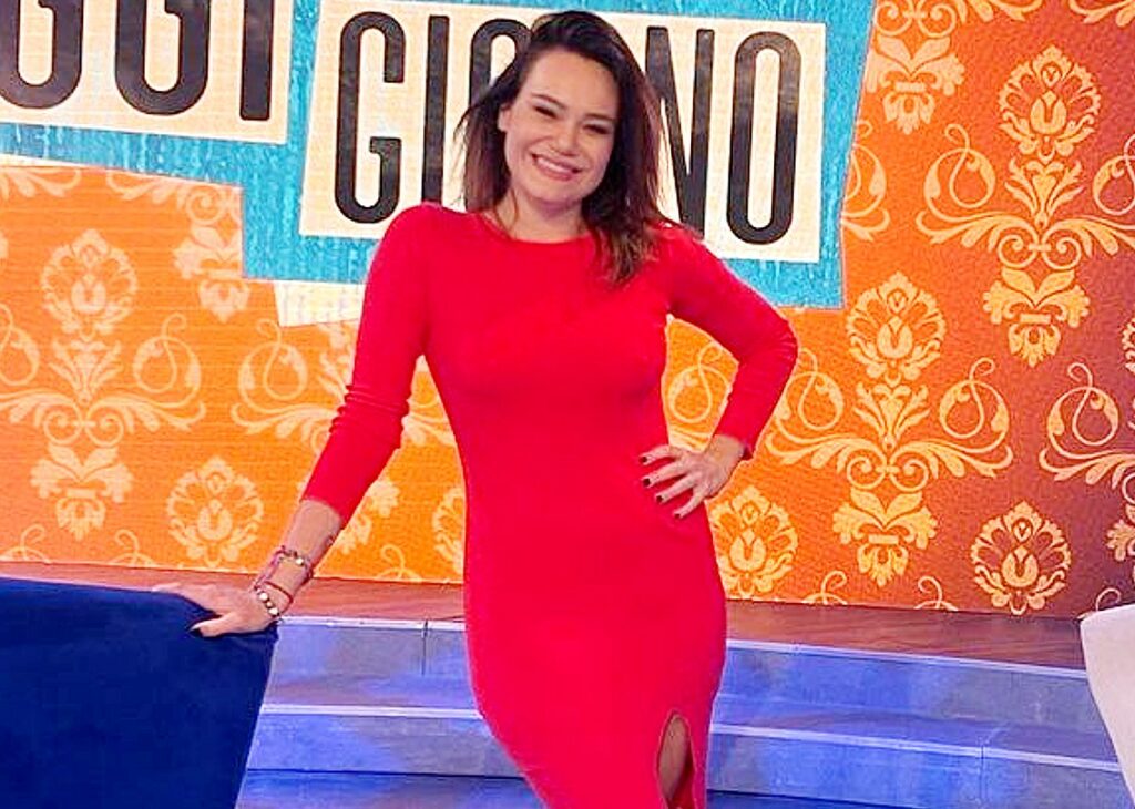 Romina Carrisi fatta fuori da 'Oggi è un altro giorno' dopo il tweet polemico? Ecco cosa è successo