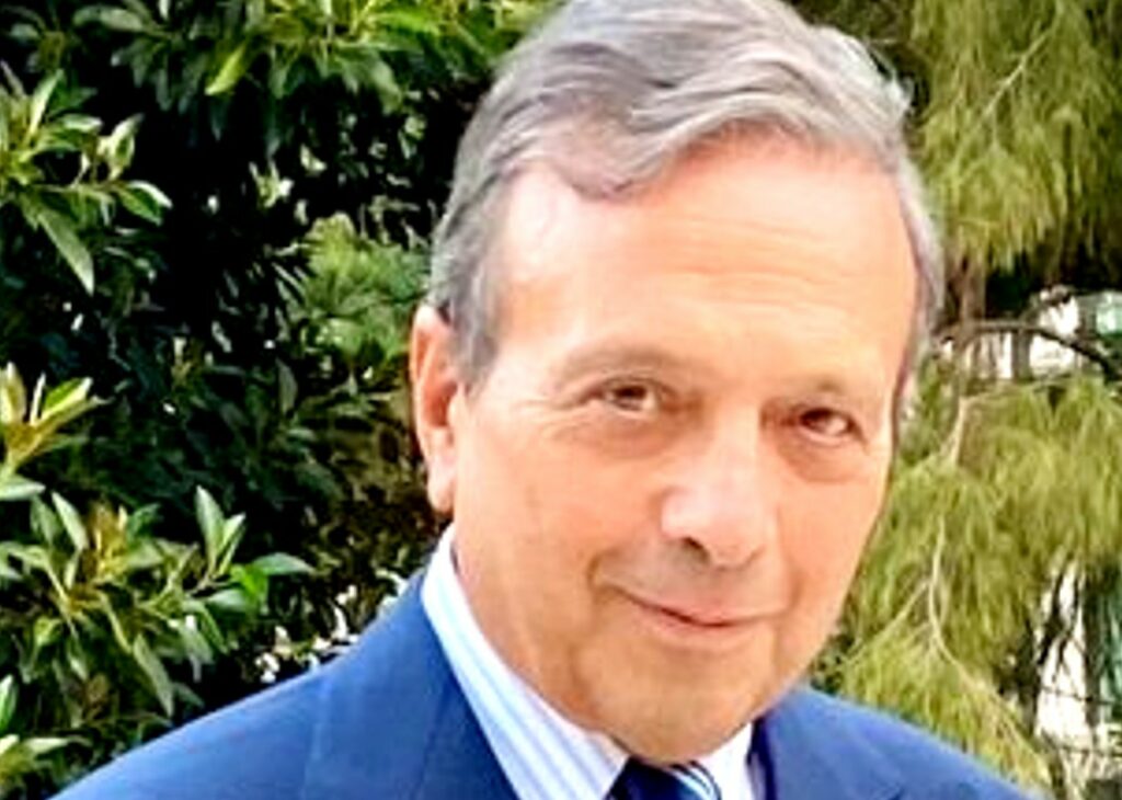 Piero Chiambretti vince in appello contro l'ex compagna: dimezzato l'assegno di mantenimento per la figlia