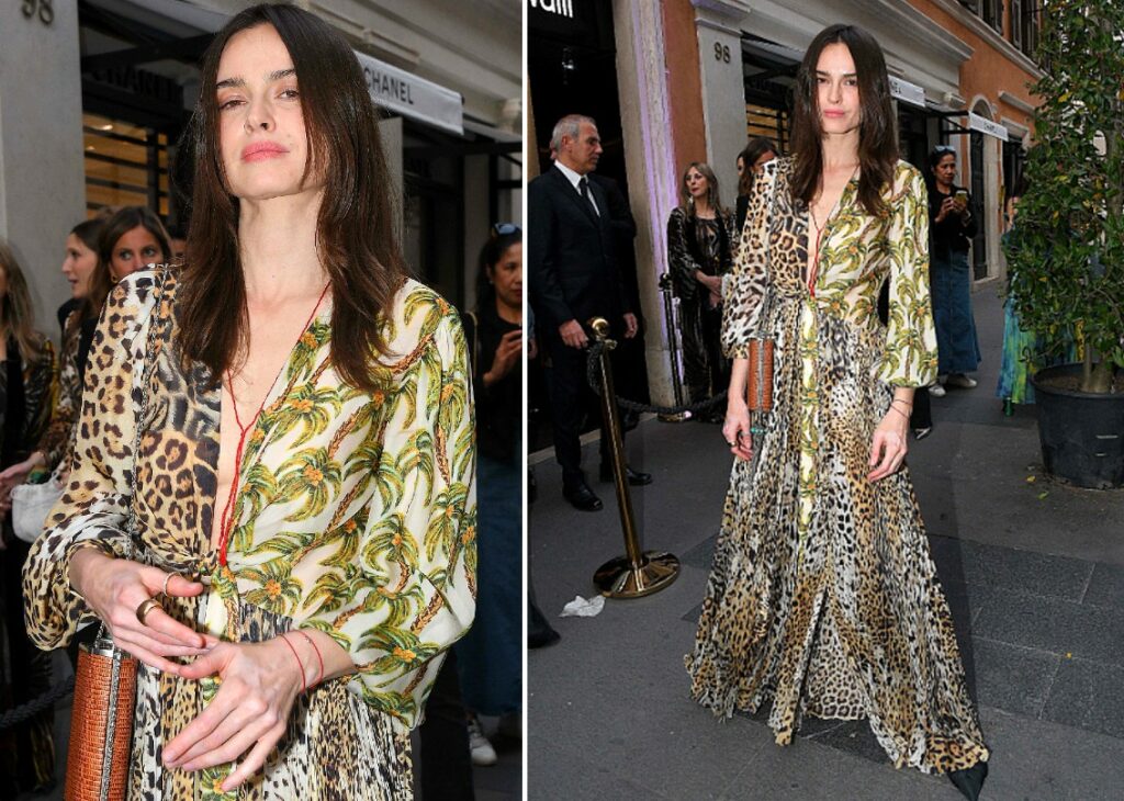 Abito animalier con motivi floreali: Kasia Smutniak per una volta lascia a casa il monocromo e si fa colorata per l'inaugurazione vip Abito animalier con motivi floreali: Kasia Smutniak per una volta lascia a casa il monocromo e si fa colorata per l'inaugurazione vip