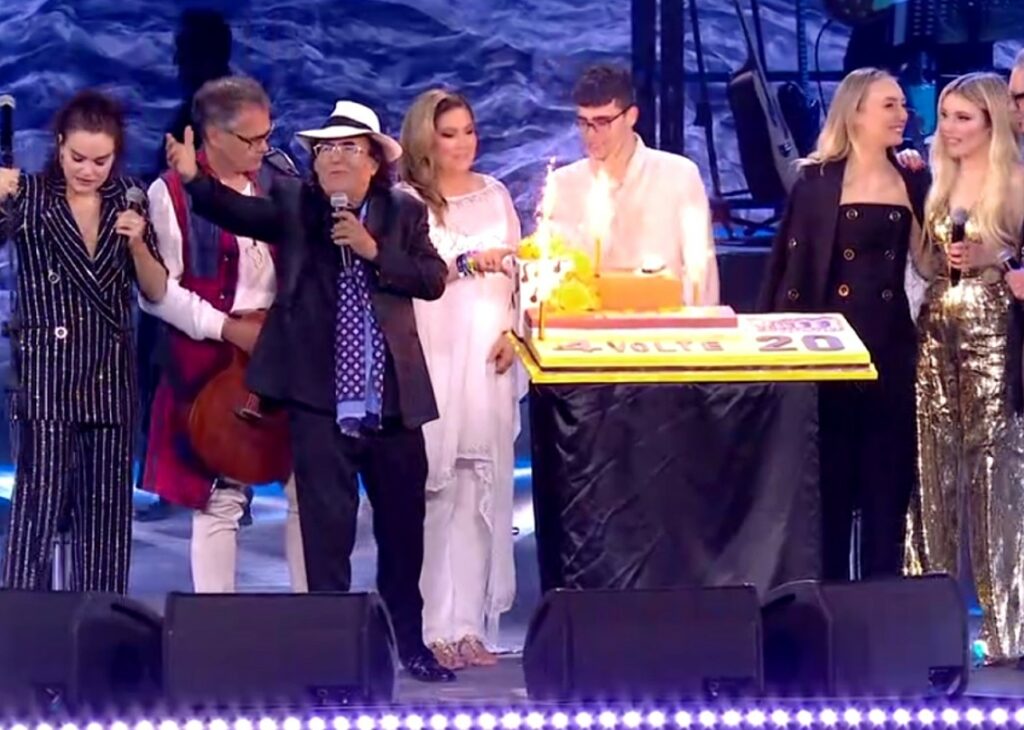 Al Bano in tv con tutti i figli e Romina Power, reunion storica ma manca Loredana Lecciso: cos'è successo? Al Bano in tv con tutti i figli e Romina Power, reunion storica ma manca Loredana Lecciso: cos'è successo?