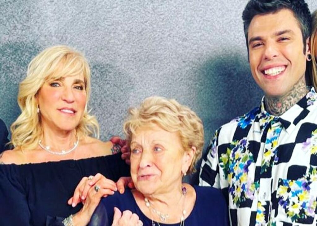 Anche la madre di Fedez contro Luis Sal: ''Aveva ragione la…'' Anche la madre di Fedez contro Luis Sal: ''Aveva ragione la…''