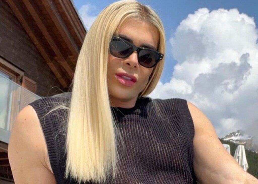 ''Sono corteggiato da molti uomini etero'': Giacomo Urtis fa anche una rivelazione sulle sue doti amatorie ''Sono corteggiato da molti uomini etero'': Giacomo Urtis fa anche una rivelazione sulle sue doti amatorie