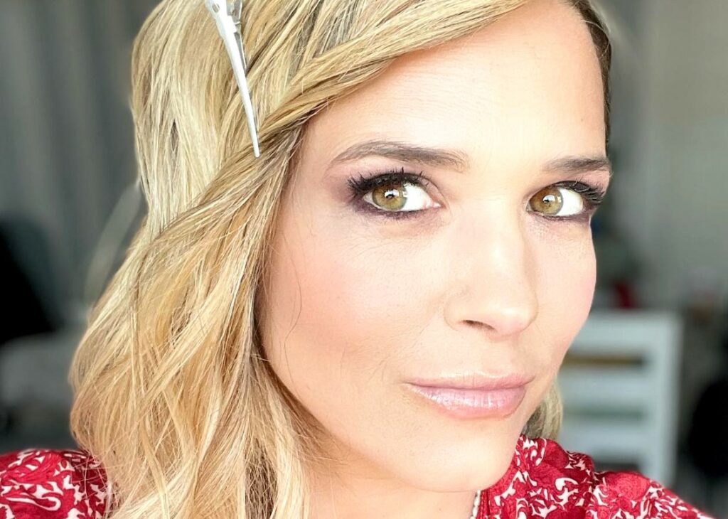 ''Il mio cane ha messo in pericolo il genere umano?'': Francesca Barra contro la Ministra Roccella ''Il mio cane ha messo in pericolo il genere umano?'': Francesca Barra contro la Ministra Roccella