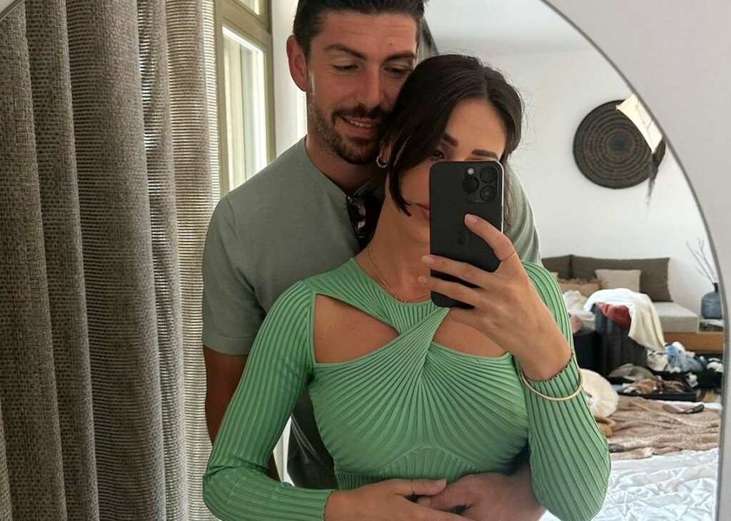 ''Stiamo provando ad avere un figlio, ma non è così semplice'': Cecilia Rodriguez e Ignazio Moser rimandano le nozze ''Stiamo provando ad avere un figlio, ma non è così semplice'': Cecilia Rodriguez e Ignazio Moser rimandano le nozze