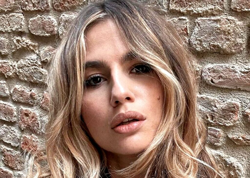 ''Sono nata in una famiglia agiata, mi dicono spesso che somiglio a Brigitte Bardot'': Cristina Marino si racconta in una nuova intervista ''Sono nata in una famiglia agiata, mi dicono spesso che somiglio a Brigitte Bardot'': Cristina Marino si racconta in una nuova intervista