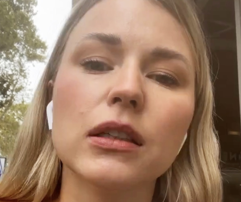 Poste Italiane e l’accusa di molestie dell’insegnante di 'Ballando con le Stelle' Anastasia Kuzmina, scatta il provvedimento: cos’è stato deciso Poste Italiane e l’accusa di molestie dell’insegnante di 'Ballando con le Stelle' Anastasia Kuzmina, scatta il provvedimento: cos’è stato deciso