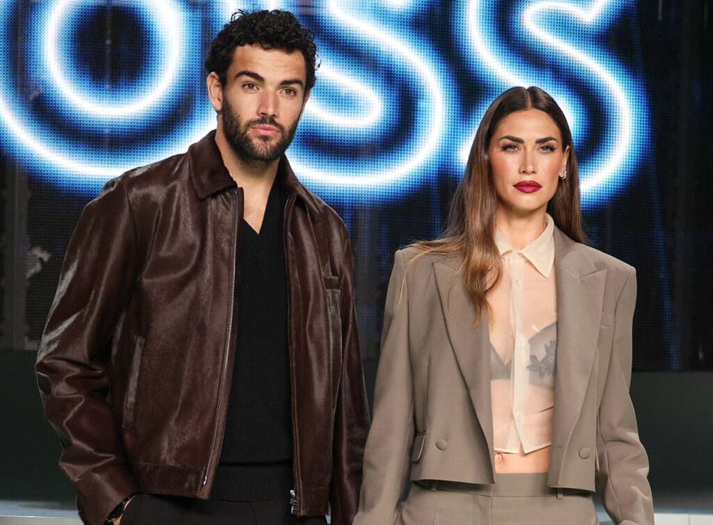 Melissa Satta e il fidanzato tennista Matteo Berrettini mano nella mano alle sfilate di Milano: foto