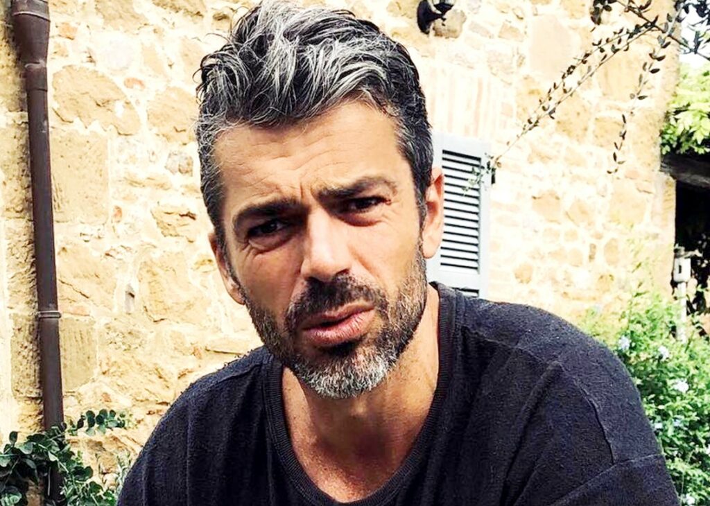 ''Ecco perché neanche guardo un'altra'': Luca Argentero parla della gelosia della moglie Cristina Marino ''Ecco perché neanche guardo un'altra'': Luca Argentero parla della gelosia della moglie Cristina Marino