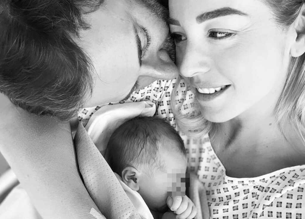 Nato il figlio del regista Fausto Brizzi e della moglie Silvia Salis: ecco il nome