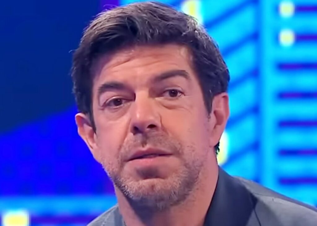 ''Ho voluto togliermi il dubbio'': Pierfrancesco Favino parla della sua esperienza omosessuale ''Ho voluto togliermi il dubbio'': Pierfrancesco Favino parla della sua esperienza omosessuale