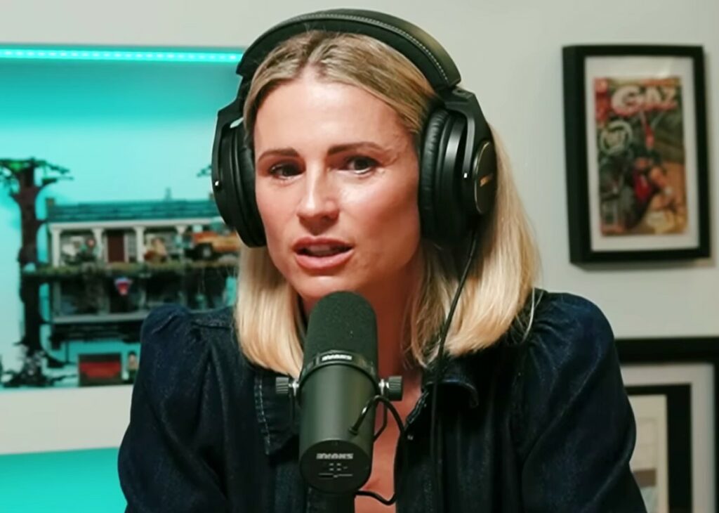 Michelle Hunziker ricorda il periodo buio: ''Per tre anni mi sono svegliata tutte le notti alle 3 pensando di morire, chiamavo il medico e…'' Michelle Hunziker ricorda il periodo buio: ''Per tre anni mi sono svegliata tutte le notti alle 3 pensando di morire, chiamavo il medico e…''