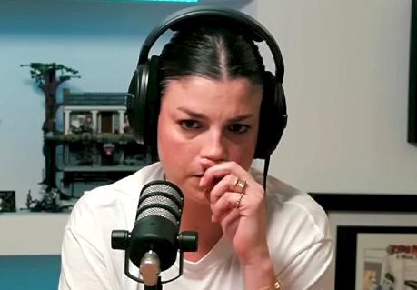 ''La morte di mio padre mi ha lasciata devastata, spaventata in mezzo al mondo'': la confessione di Emma Marrone ''La morte di mio padre mi ha lasciata devastata, spaventata in mezzo al mondo'': la confessione di Emma Marrone