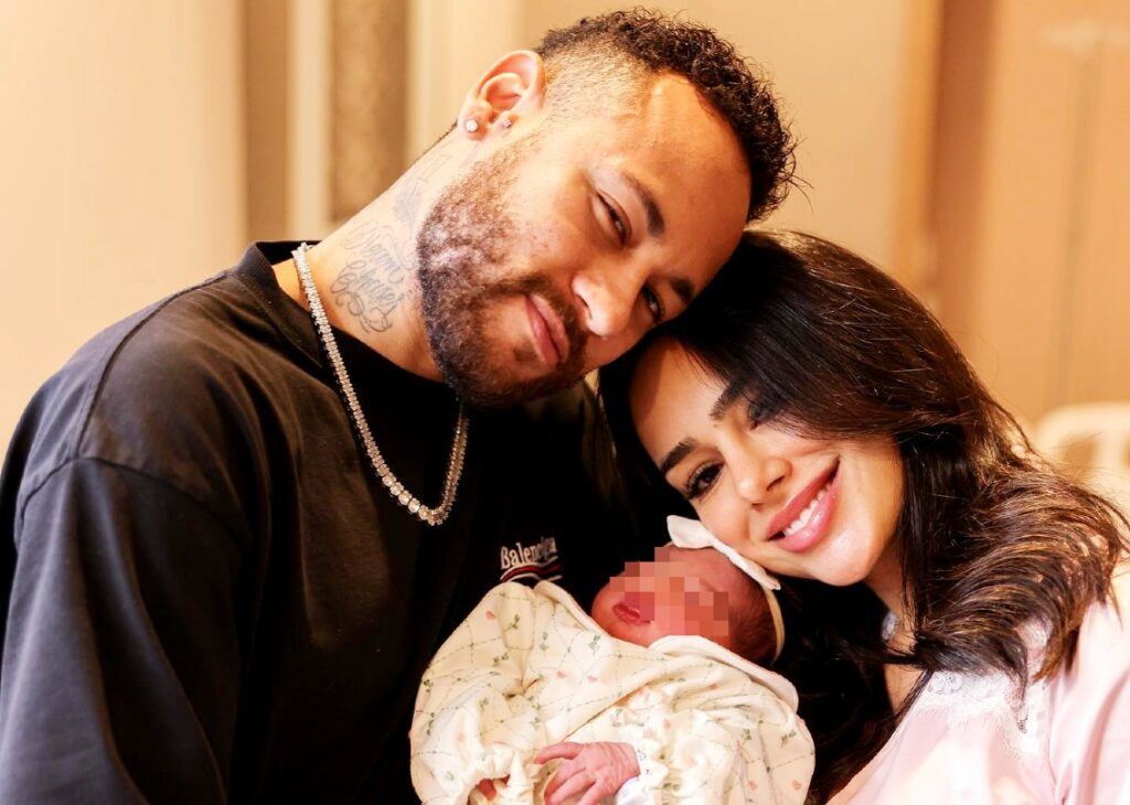 Chiedeva foto di nudo a una modella sui social? Ecco perché sarebbe finita tra il calciatore Neymar e Bruna Biancardi a 55 giorni dalla nascita della loro figlia