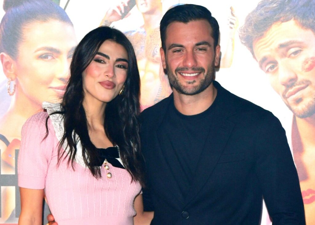 ''Non controllate il cellulare del vostro partner'': Pierpaolo Pretelli svela le sue regole per non scoppiare con la fidanzata Giulia Salemi ''Non controllate il cellulare del vostro partner'': Pierpaolo Pretelli svela le sue regole per non scoppiare con la fidanzata Giulia Salemi