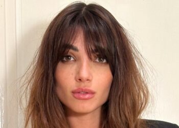 ''Per colpa di quella canzone ho dovuto cambiare casa'': Rebecca Staffelli racconta il suo tormento in tribunale 