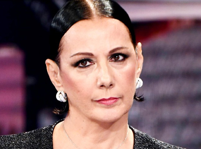 ''Consumata dalla malattia in appena sette mesi'': com’è morta Anna Kanakis a soli 61 anni