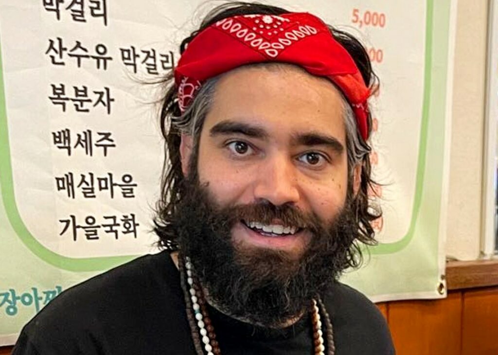 ''Ho mangiato carne di criceto'': la confessione di Lorenzo Biagiarelli, fidanzato di Selvaggia Lucarelli ''Ho mangiato carne di criceto'': la confessione di Lorenzo Biagiarelli, fidanzato di Selvaggia Lucarelli