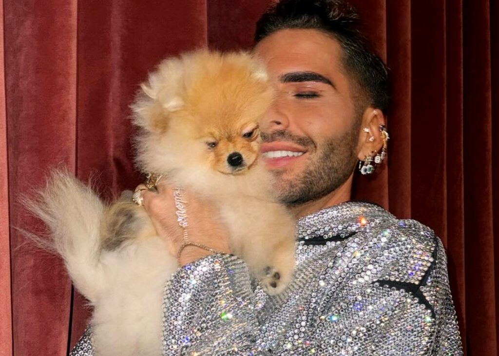 Federico Fashion Style presenta Simpa, il suo nuovo cane, ma piovono critiche per la razza: le foto