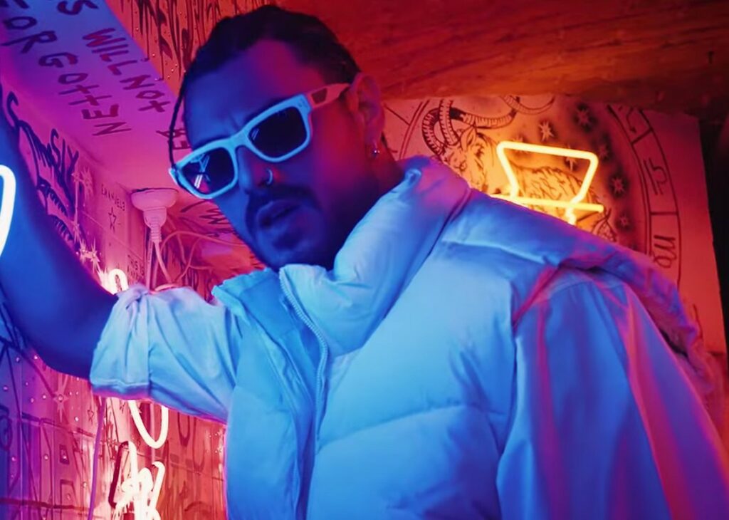 Che fine ha fatto Francesco Monte? Ora vive a Ibiza e ha cambiato nome Che fine ha fatto Francesco Monte? Ora vive a Ibiza e ha cambiato nome