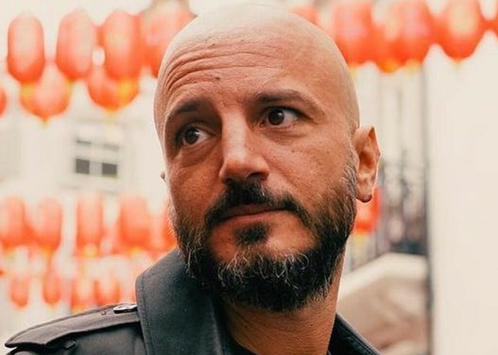 ''Il mondo dell'intrattenimento è bastardo'': Nicolas Vaporidis rivela come dopo il grande successo è finito a fare il cameriere a Londra