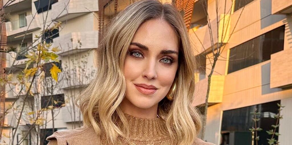 Fermi tutti! Chiara Ferragni il 3 marzo parlerà in tv per la prima volta dopo gli scandali e la presunta separazione da Fedez: cosa sappiamo Fermi tutti! Chiara Ferragni il 3 marzo parlerà in tv per la prima volta dopo gli scandali e la presunta separazione da Fedez: cosa sappiamo