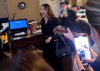 La festa a sorpresa per Cecilia Capriotti a Milano