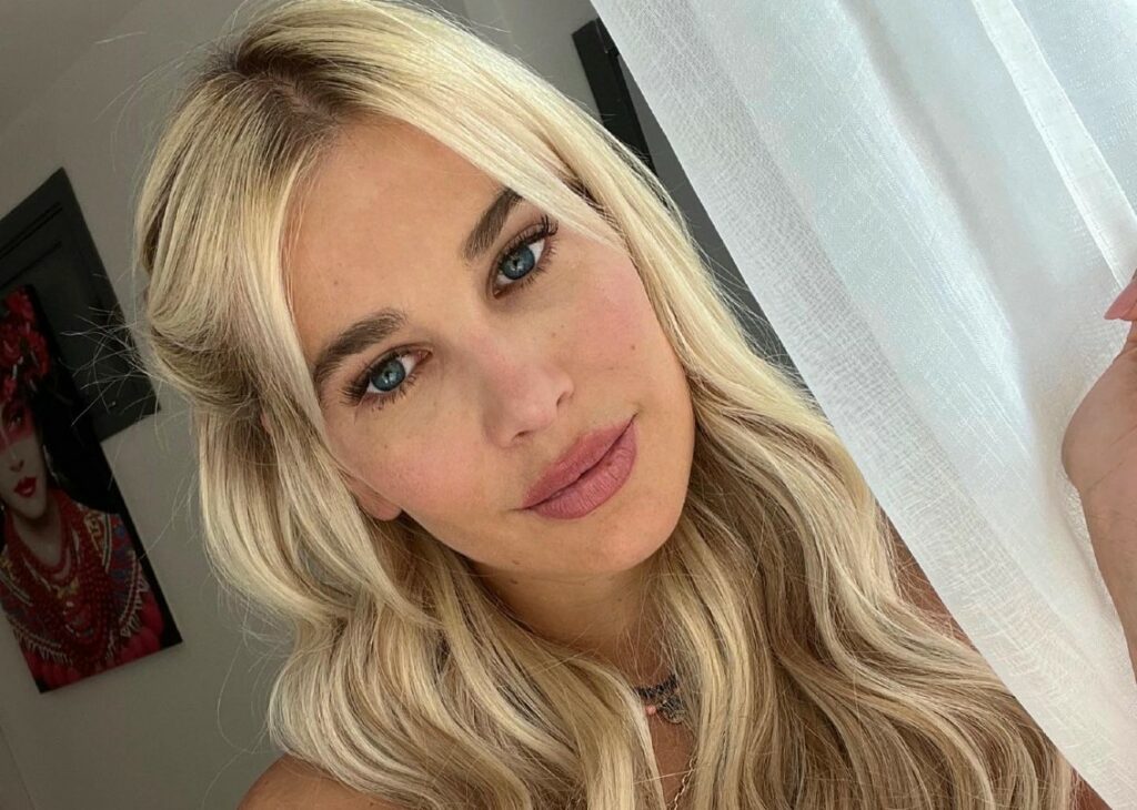 ''Mi insultavano dicendo che ero una vacca, viaggiavo con la bilancia in valigia''': Clizia Incorvaia ricorda gli anni da incubo come modella ''Mi insultavano dicendo che ero una vacca, viaggiavo con la bilancia in valigia''': Clizia Incorvaia ricorda gli anni da incubo come modella