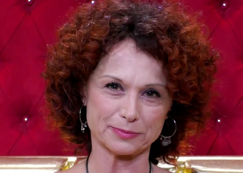 Beatrice Luzzi rivela da quanti anni non ha rapporti intimi: il numero Beatrice Luzzi rivela da quanti anni non ha rapporti intimi: il numero