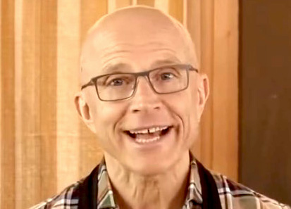 L'ex re delle televendite Giorgio Mastrota si è trasferito in una piccola cittadina di montagna: ecco dove vive e che lavoro fa oggi L'ex re delle televendite Giorgio Mastrota si è trasferito in una piccola cittadina di montagna: ecco dove vive e che lavoro fa oggi