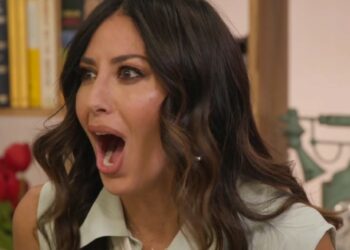 ''Siete delle m…'': il cattivissimo scherzo de Le Iene manda Elisabetta Gregoraci fuori di testa