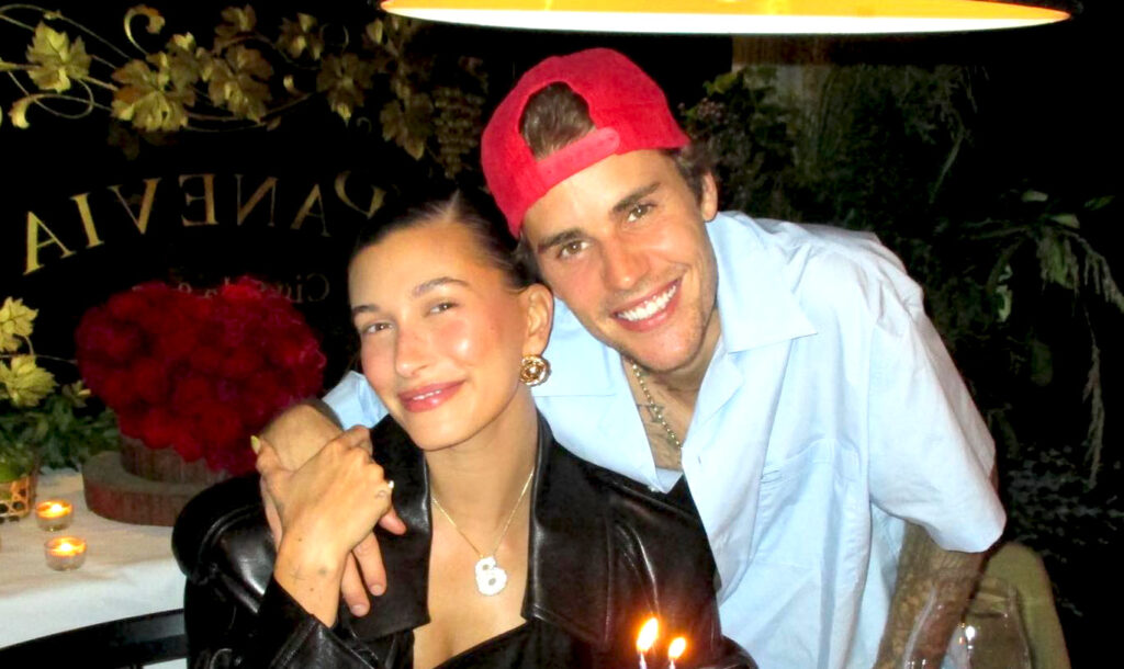 Justin Bieber aspetta un figlio dalla moglie Hailey Baldwin: l’annuncio è ufficiale Justin Bieber aspetta un figlio dalla moglie Hailey Baldwin: l’annuncio è ufficiale