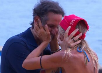 Matilde Brandi in lacrime all'Isola: a sorpresa arriva il fidanzato in Honduras e svela i piani per il loro matrimonio