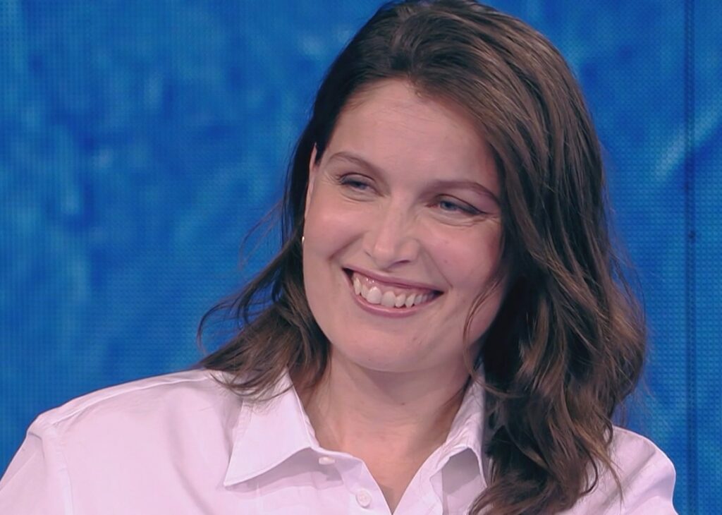 ''Era la più simpatica della famiglia'': Laetitia Casta in tv parla della bisnonna toscana e del suo amore per l’Italia ''Era la più simpatica della famiglia'': Laetitia Casta in tv parla della bisnonna toscana e del suo amore per l’Italia