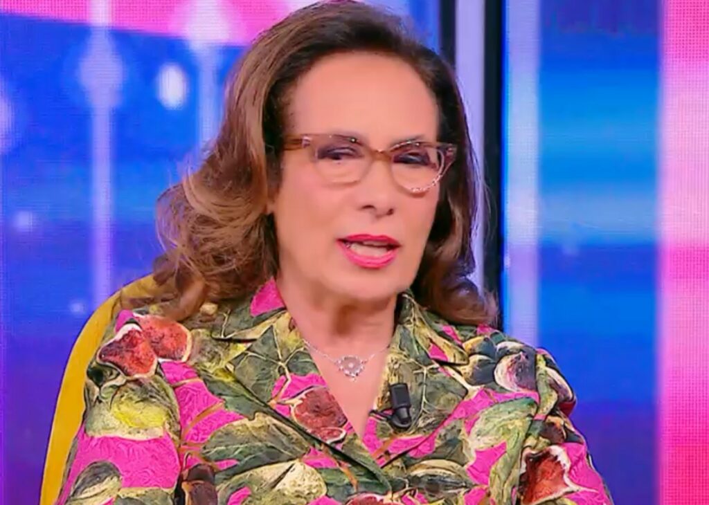 ''Fedez è scappato a razzo dalla Ferragni appena lei è inciampata'': Cesara Buonamici e la pesante accusa al rapper