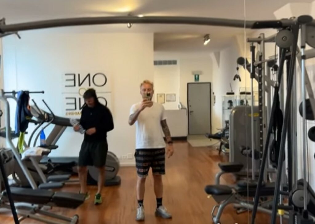 ''Ho perso 8 chili in un paio di mesi'': Francesco Facchinetti spiega come ha fatto ''Ho perso 8 chili in un paio di mesi'': Francesco Facchinetti spiega come ha fatto