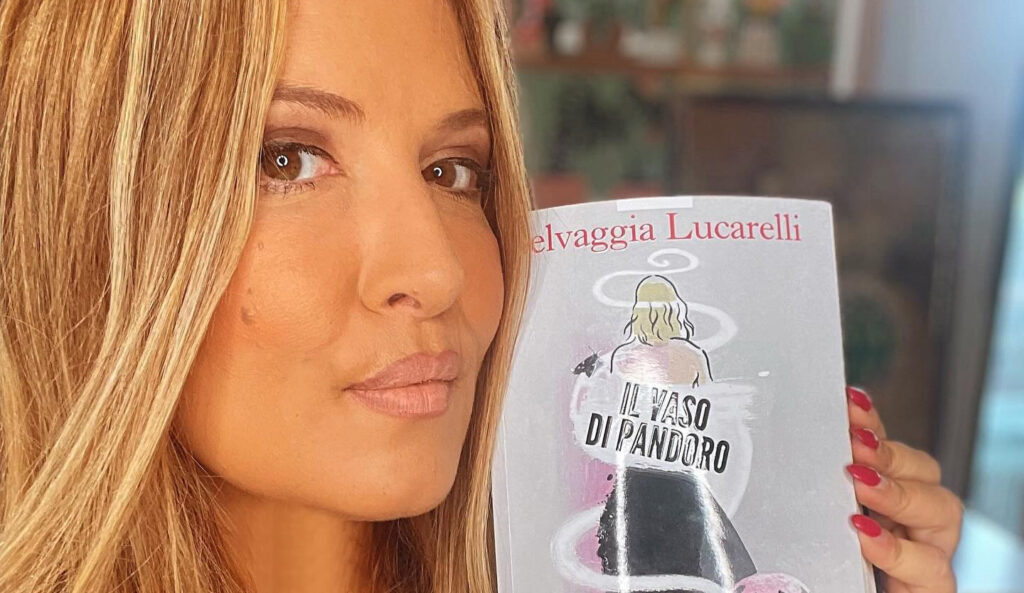 ''Ho telefonato e in due minuti mi hanno spifferato tutto'': Selvaggia Lucarelli spiega perché ha iniziato a indagare sulla Ferragni e il pandoro Balocco