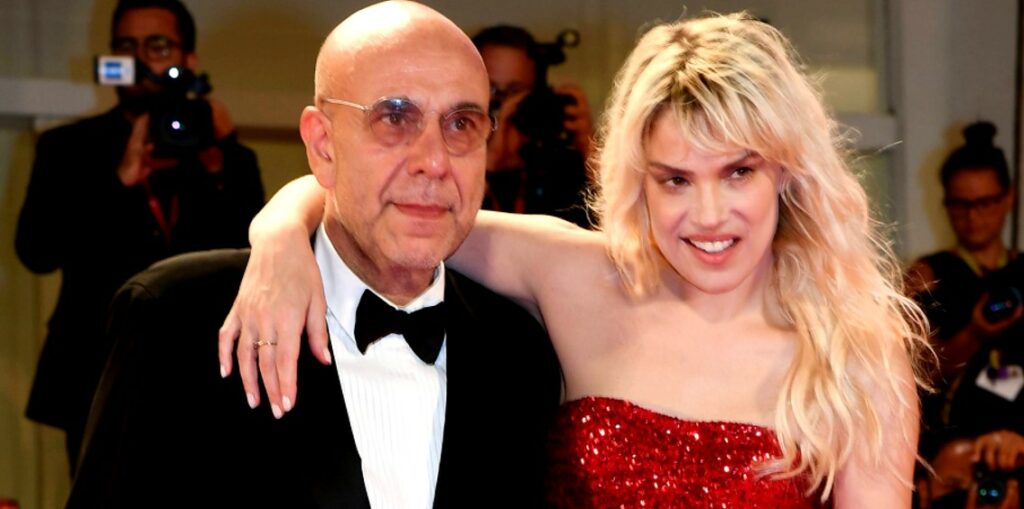 Insulti pesanti, lanci di cellulari e graffi: ecco cosa sarebbe successo davvero tra Micaela Ramazzotti e Paolo Virzì al ristorante Insulti pesanti, lanci di cellulari e graffi: ecco cosa sarebbe successo davvero tra Micaela Ramazzotti e Paolo Virzì al ristorante