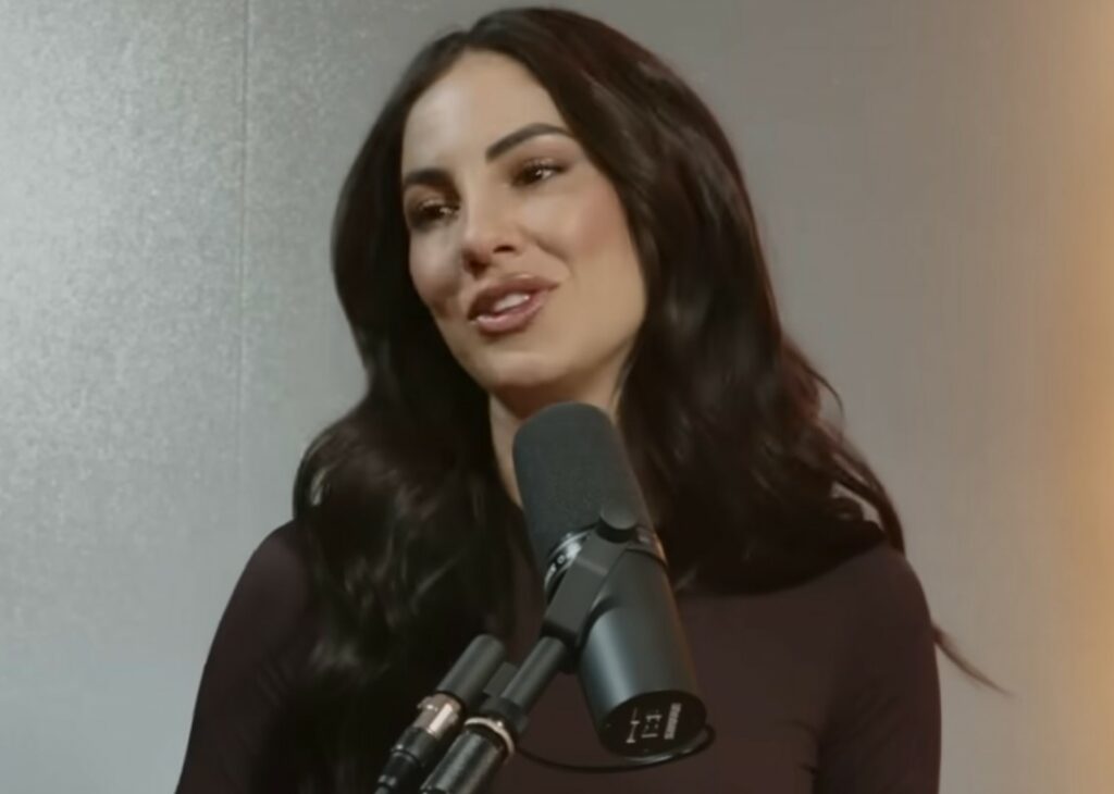 ''Damellis are back!'': Giulia De Lellis rivela con quale dei suoi ex fidanzati tornerebbe se fosse costretta a sceglierne uno ''Damellis are back!'': Giulia De Lellis rivela con quale dei suoi ex fidanzati tornerebbe se fosse costretta a sceglierne uno