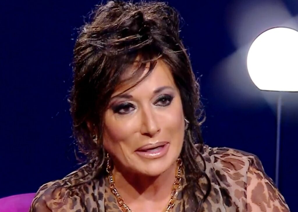 ''Facevamo l’amore fino a tre volte al giorno'': Nancy Dell’Olio parla di Eriksson in tv e rivela cosa gli ha detto della sua malattia terminale ''Facevamo l’amore fino a tre volte al giorno'': Nancy Dell’Olio parla di Eriksson in tv e rivela cosa gli ha detto della sua malattia terminale