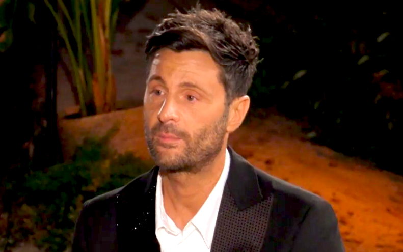 Filippo Bisciglia in lacrime alla finale di Temptation Island: la commozione al falò di Siria e Matteo prende il sopravvento, ecco perché Filippo Bisciglia in lacrime alla finale di Temptation Island: la commozione al falò di Siria e Matteo prende il sopravvento, ecco perché