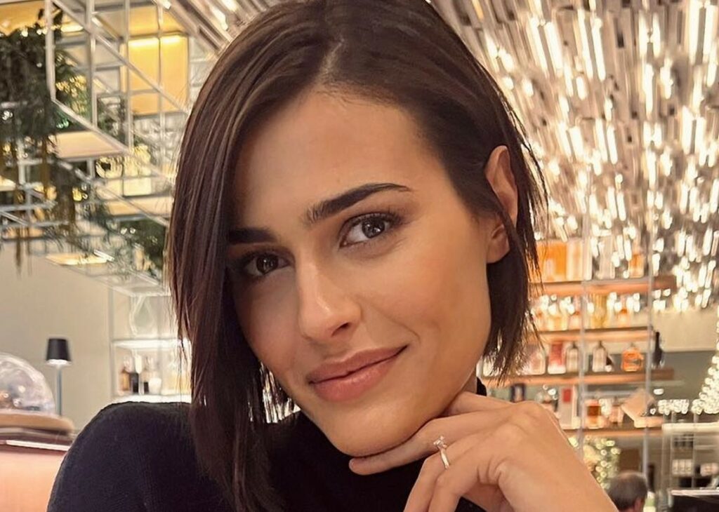 ''Lo stress scatenava l'insulino-resistenza, le diete non funzionavano'': l'ex Miss Italia Alice Sabatini parla di 15 kg presi dopo la gaffe ''Lo stress scatenava l'insulino-resistenza, le diete non funzionavano'': l'ex Miss Italia Alice Sabatini parla di 15 kg presi dopo la gaffe