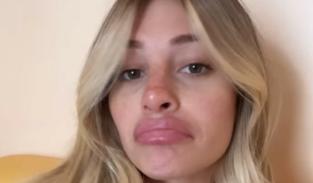 Chiara Nasti replica alle critiche per essere entrata in sala parto con la piega fatta