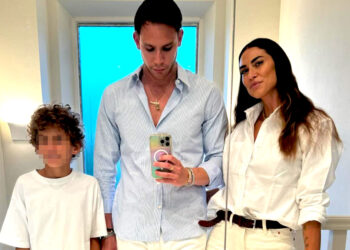 La foto che prova che Melissa Satta e Carlo Beretta fanno sul serio: primo selfie col figlio di lei Maddox
